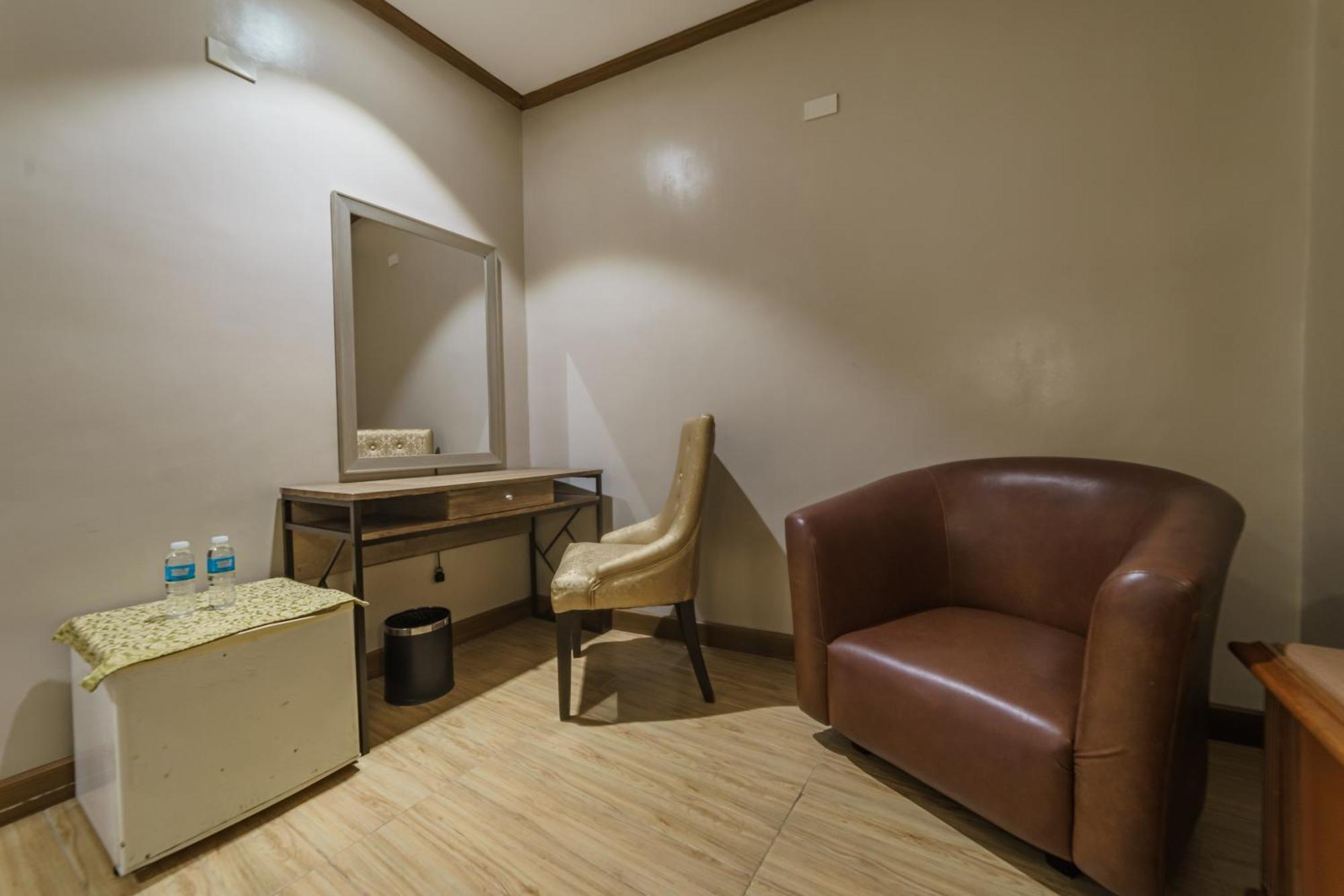 Robertson Hotel Naga  Zewnętrze zdjęcie